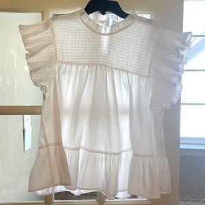 Entro Size Large - fun and feminine white top